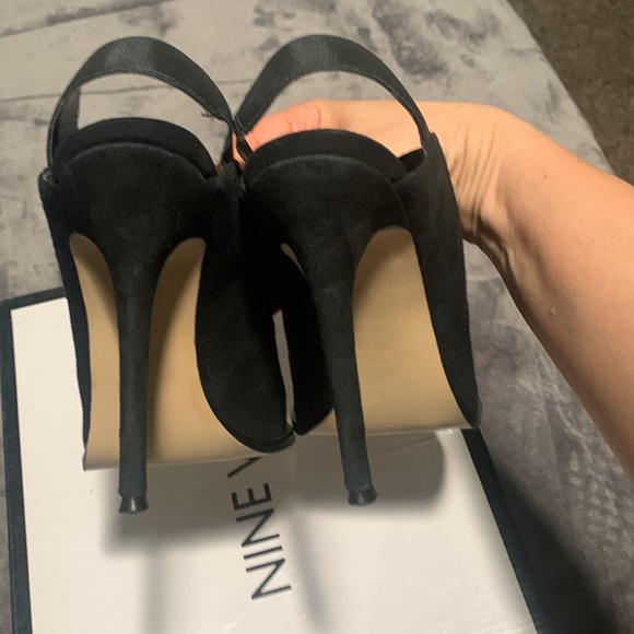 Heels - Picture 4 of 8